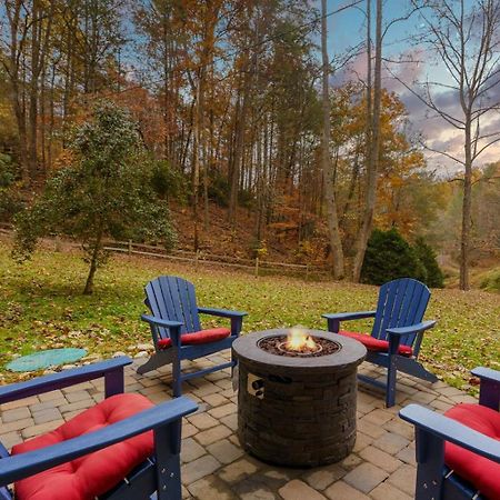 Gatlinburg Mountain Heaven Retreat Villa Exteriör bild